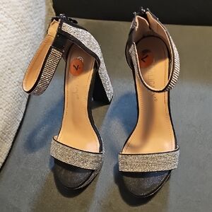 Delicacy Silver and Black Heels
